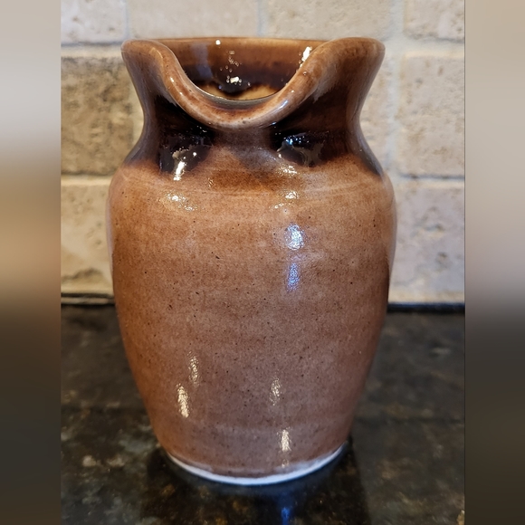 Cute Two Tone Brown Creamer Pitcher-John Barrow Pottery 1985 - Picture 3 of 13